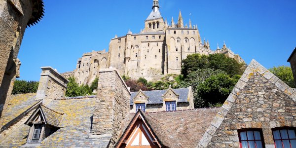 Ophorus Tours - Mont Saint Michel & Abbey Discovery: Guided Tour from Bayeux