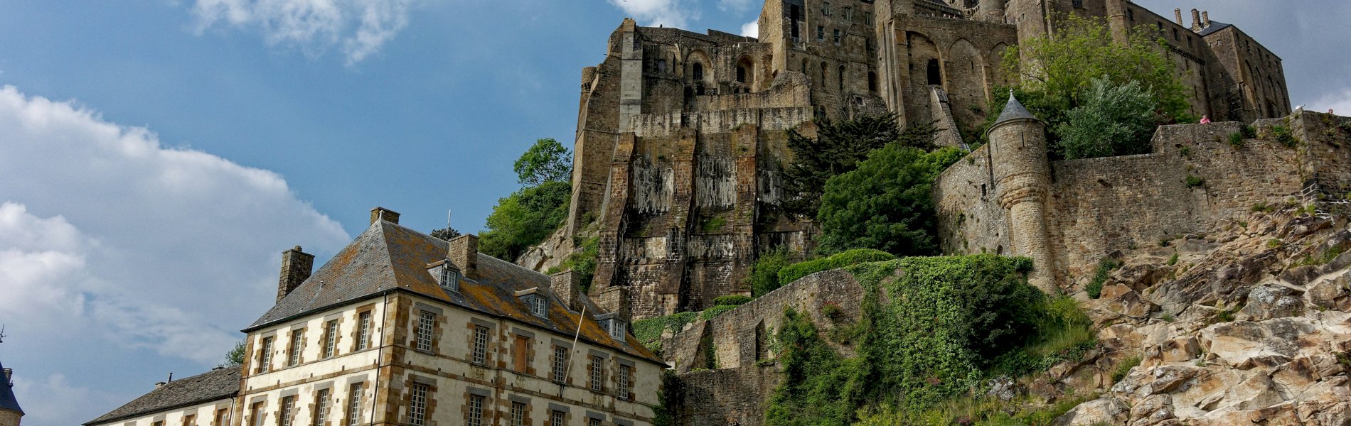 Ophorus Tours - Mont Saint Michel & Abbey Discovery: Guided Tour from Bayeux
