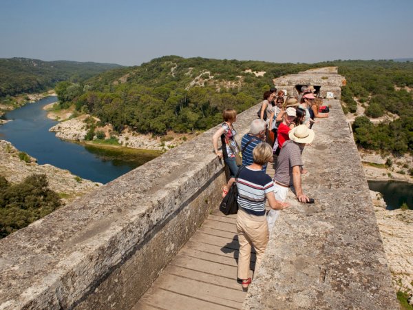 Ophorus Tours - Pont du Gard UNESCO Site – Avignon River Cruise Excursion