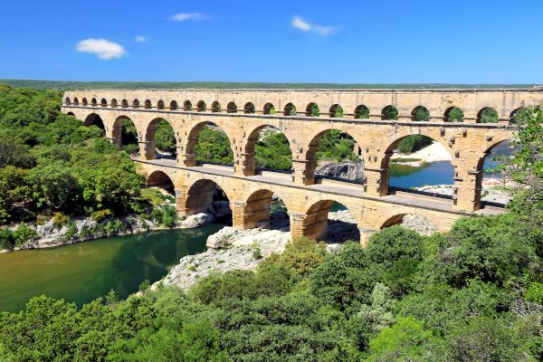 Ophorus Tours - Pont du Gard UNESCO Site – Avignon River Cruise Excursion