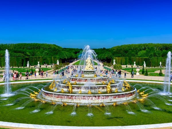 Ophorus Tours -  Palace of Versailles Guided Tour in English with Skip-the-Line Access and Passport Ticket 
