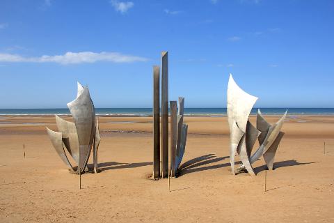 Ophorus Tours - Discover D-Day History on a Small Group Half-Day Tour from Bayeux