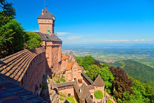 Ophorus Tours - Colmar, Riquewihr & Haut-Koenigsbourg Castle Private tour from Strasbourg