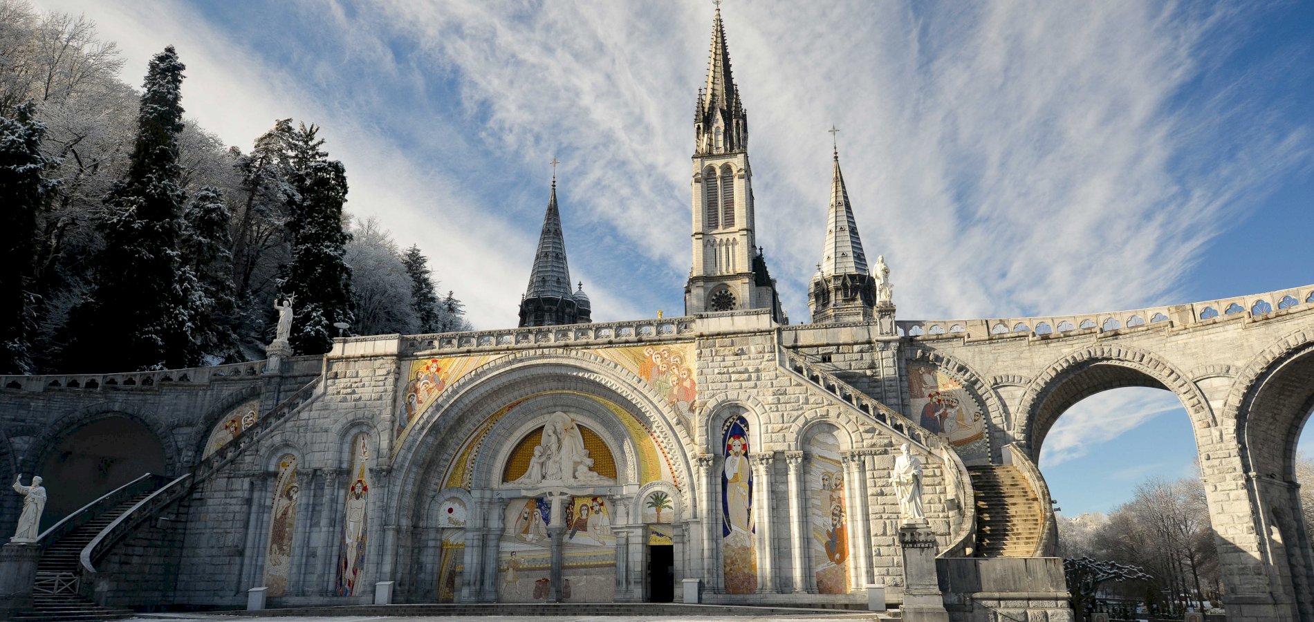 Ophorus Tours - Journey to Lourdes: Private Day Tour from Bordeaux