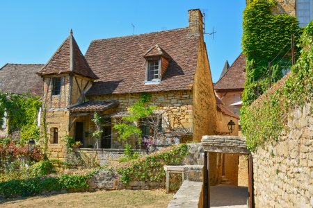 Ophorus Tours - Step Back in Time: Private Walking Tour of Medieval Sarlat