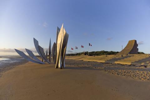 Ophorus Tours - Unforgettable D-Day: Private Shore Excursion from Cherbourg Cruise Port