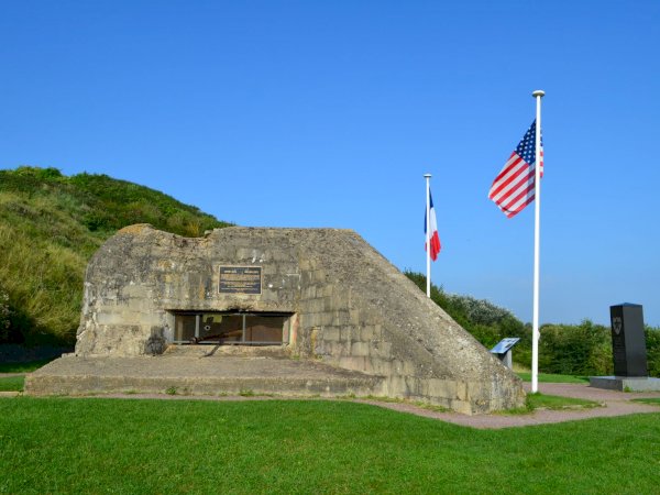 Ophorus Tours - D-Day Tour: Utah & Omaha Beaches, Ste Mère Eglise, Pointe du Hoc & US Cemetery
