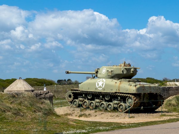 Ophorus Tours - D-Day Tour: Utah & Omaha Beaches, Ste Mère Eglise, Pointe du Hoc & US Cemetery