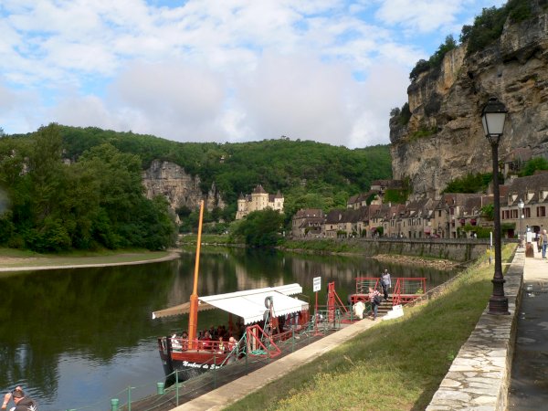 Ophorus Tours - Domme, Beynac & La Roque-Gageac: A Private Journey Through Dordogne Villages