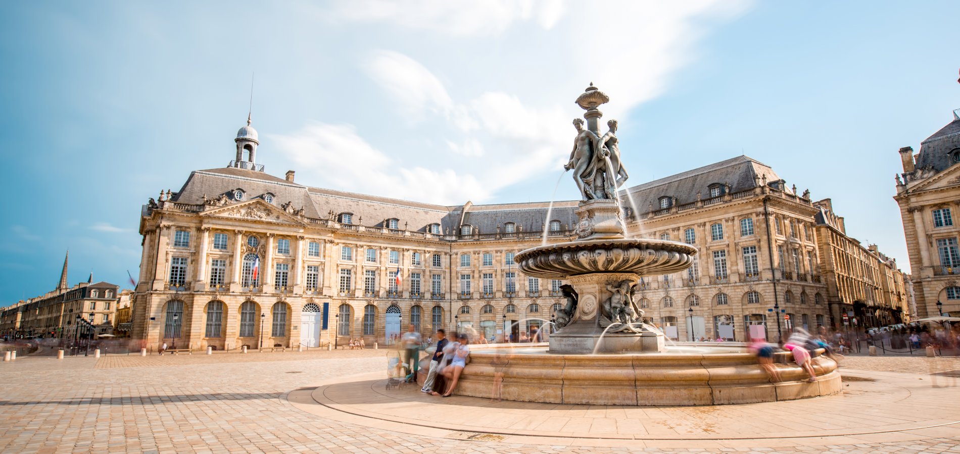 Ophorus Tours - From Arcachon to Bordeaux Private Transfer