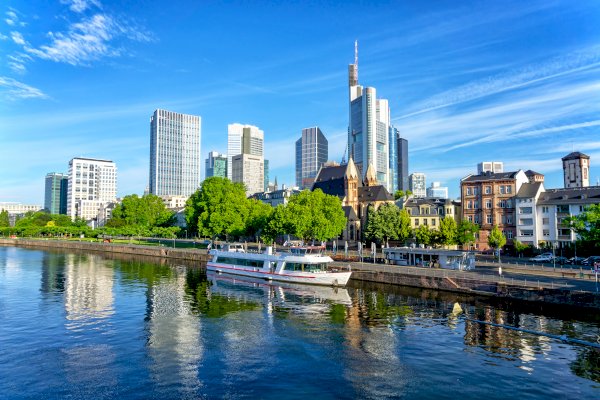 Ophorus Tours - From Strasbourg to Frankfurt Private Transfer