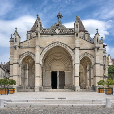 Notre-Dame Collegiate Church – Historic Tapestries