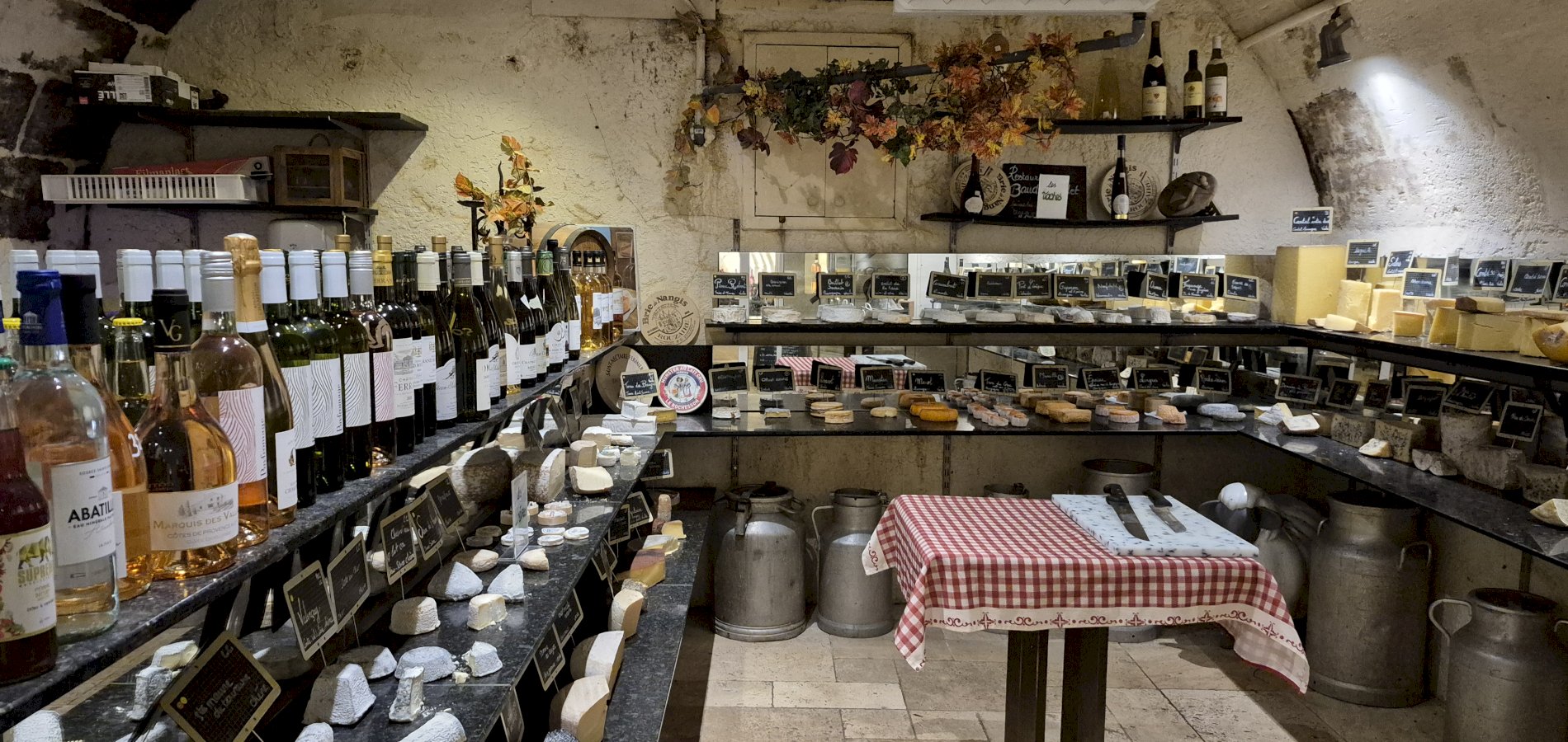 Ophorus Tours - Bordeaux Gourmet Cheese Experience : A Journey Through French Cheeses, Fun Facts & Wines