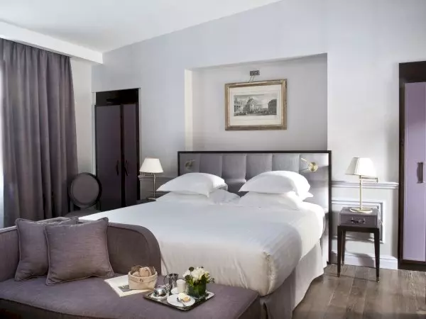 Hotel de Sèze (or similar)