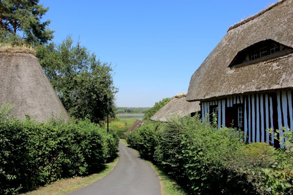Ophorus Tours - 4 Days Small Group Normandy Package - Bayeux - 5* Hotel
