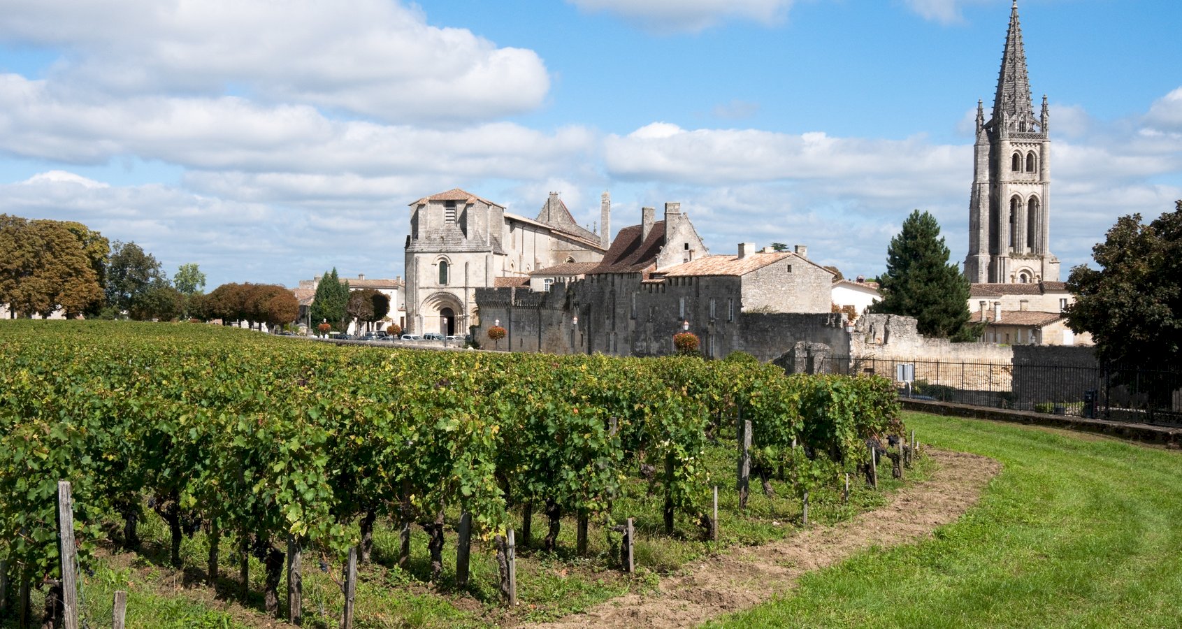 Ophorus Tours - Special Offer - 6 Days Bordeaux & Dordogne Small Group Shared Tours 