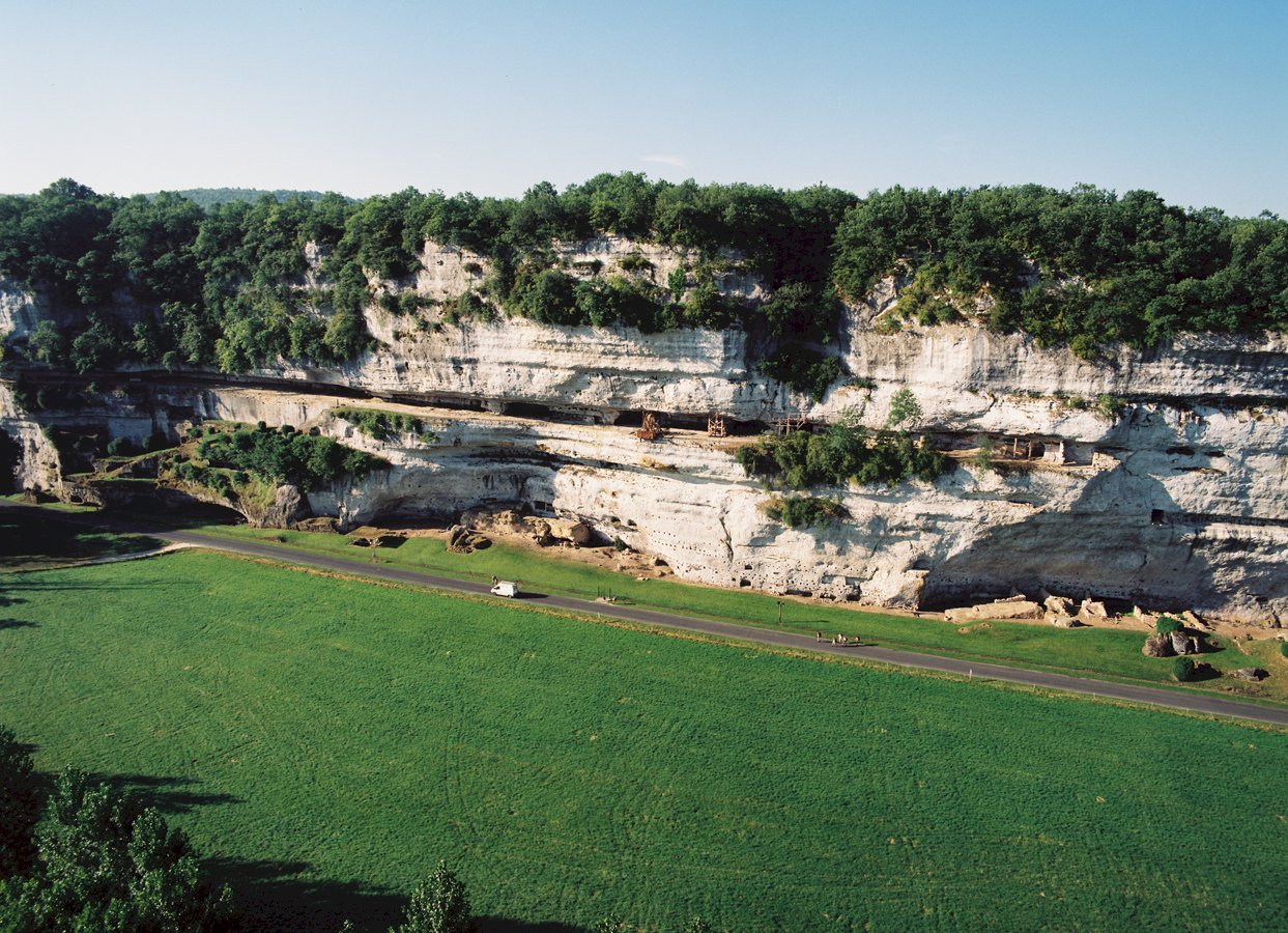 Ophorus Tours - 8 Days Small Group Bordeaux & Dordogne Package - 3* Hotel