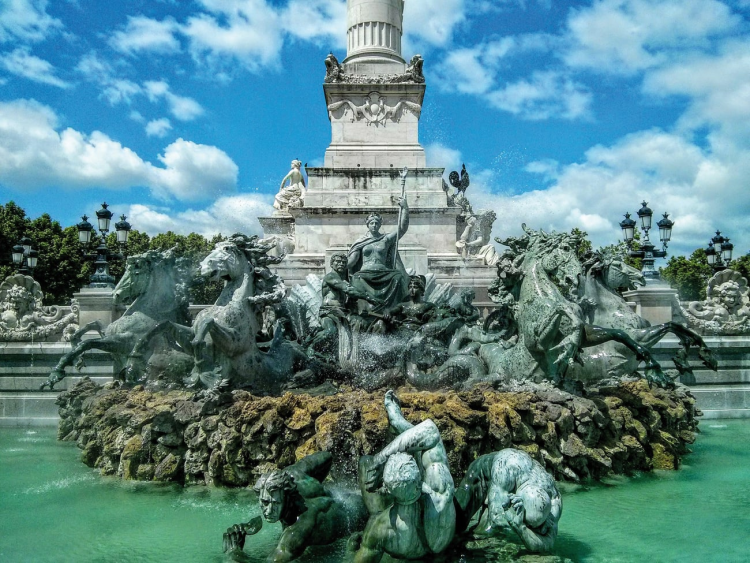 Ophorus Tours - Walk & Explore Bordeaux: Private Shore Excursion with a Guide