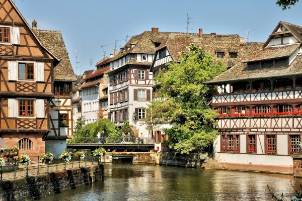 Ophorus Tours - A Private Half Day Trip From Riquewihr to Visit Strasbourg on a walking tour