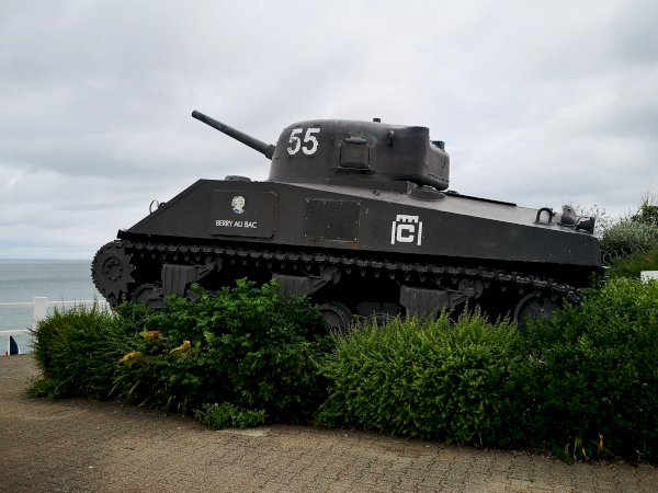 Ophorus Tours - Normandy D-Day British Sector Tour: Half-Day private experience from Bayeux