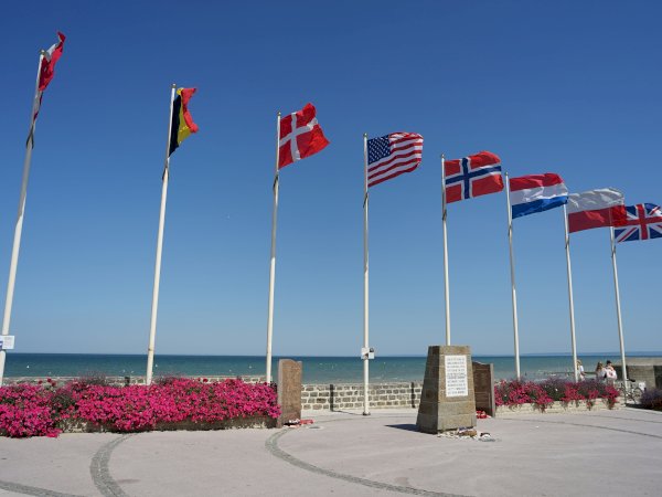 Ophorus Tours - Normandy D-Day British Sector Tour: Half-Day private experience from Bayeux