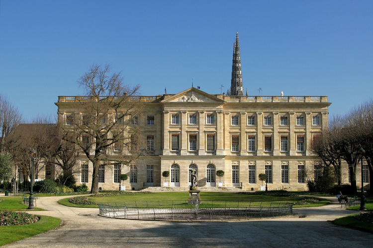 Ophorus Tours - Explore Bordeaux: In-Depth Private 3-Hour Walking Tour
