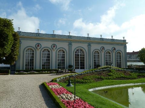 Ophorus Tours - Uncork the Legacy of Dom Perignon: A Unique Tour & Tasting at Moët & Chandon