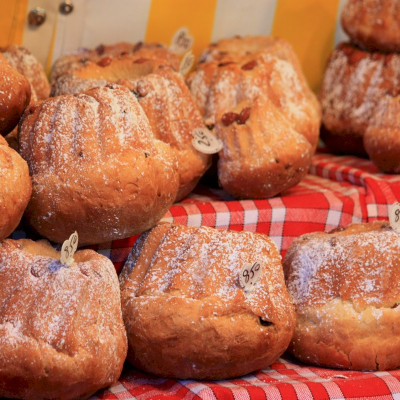 Pastry Tasting: Kouglof & Bredala
