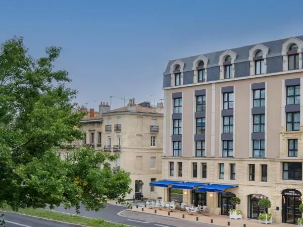 Hotel Burdigala (or similar)