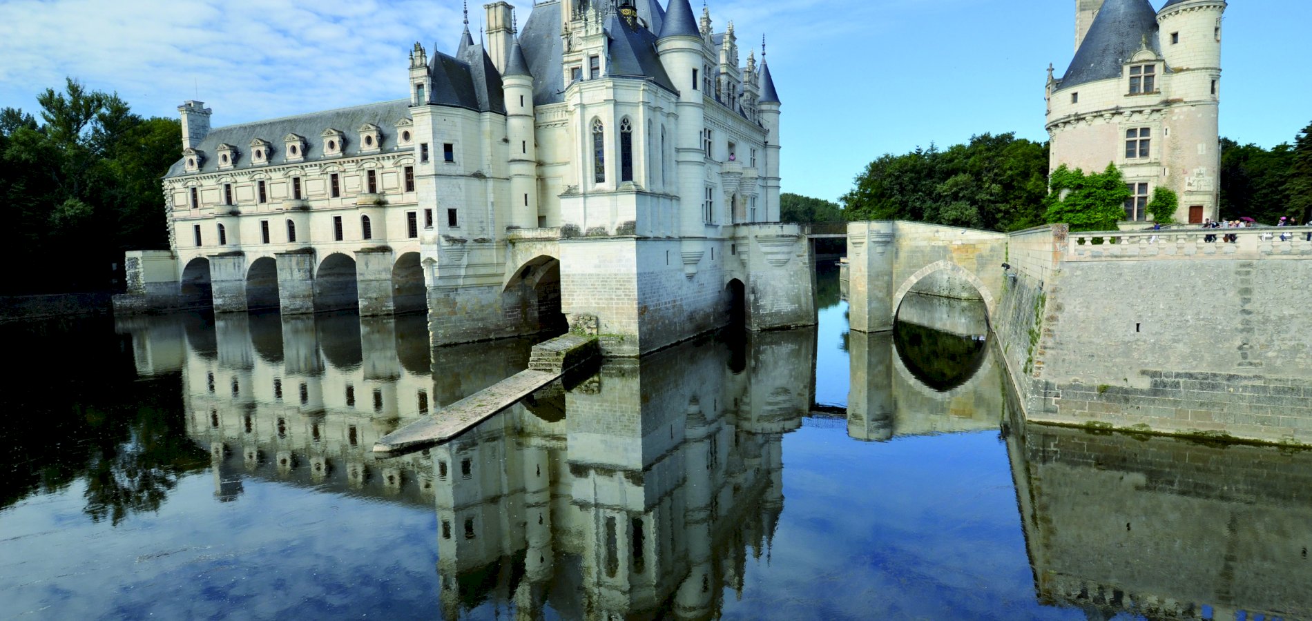 Ophorus Tours - 4 Days Small Group Loire Valley Package - 3* Hotel 