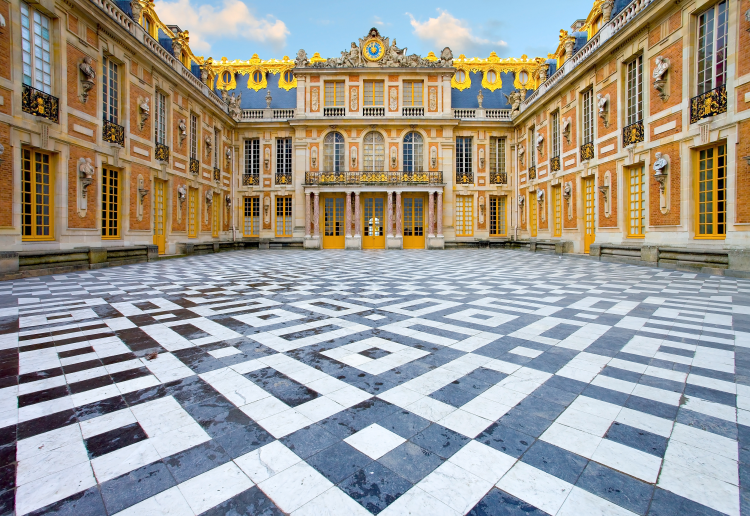 Ophorus Tours - Discover Versailles : Small Group Half-Day Tour from Paris