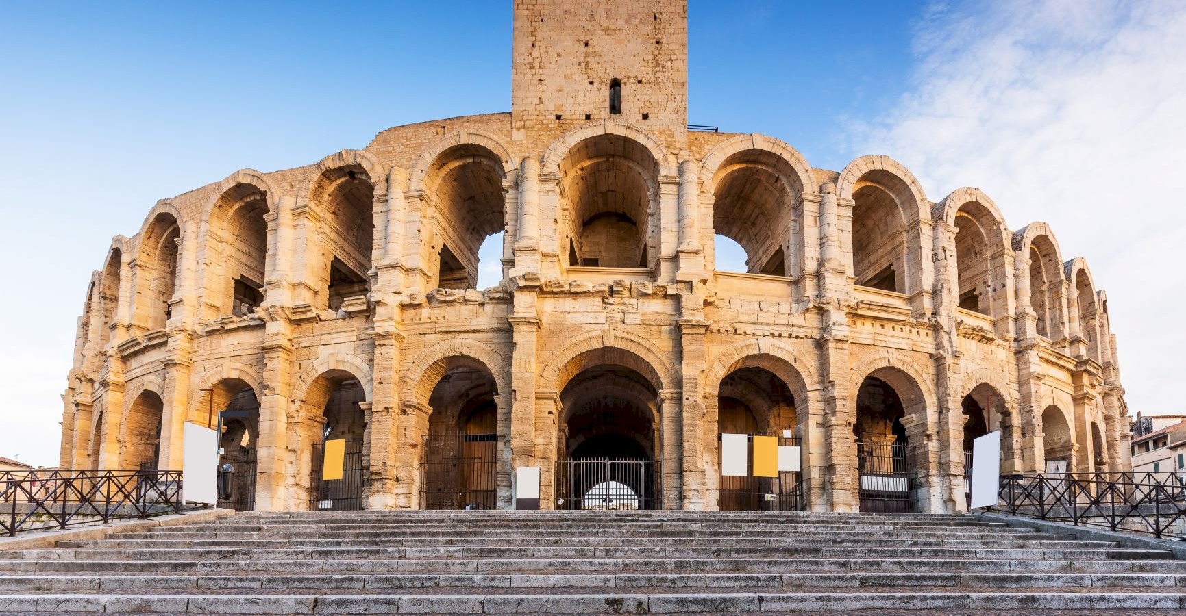 Ophorus Tours - Arles, Saint Rémy & Les Baux : A Cultural Tour in Provence