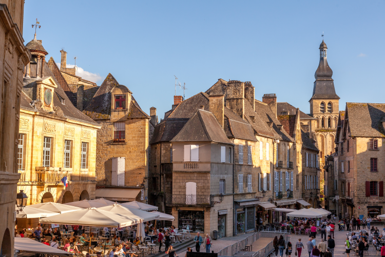 Ophorus Tours - Private Sarlat-la-Canéda Market & Food Tour
