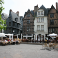 Pickup in Tours