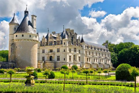 Ophorus Tours - Chenonceau Castle Visit from Tours: An Intimate Exploration