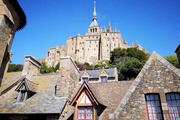 Ophorus Tours - 9 Days Small Group Normandy, Loire Valley & Bordeaux Travel Package - 3* Hotel