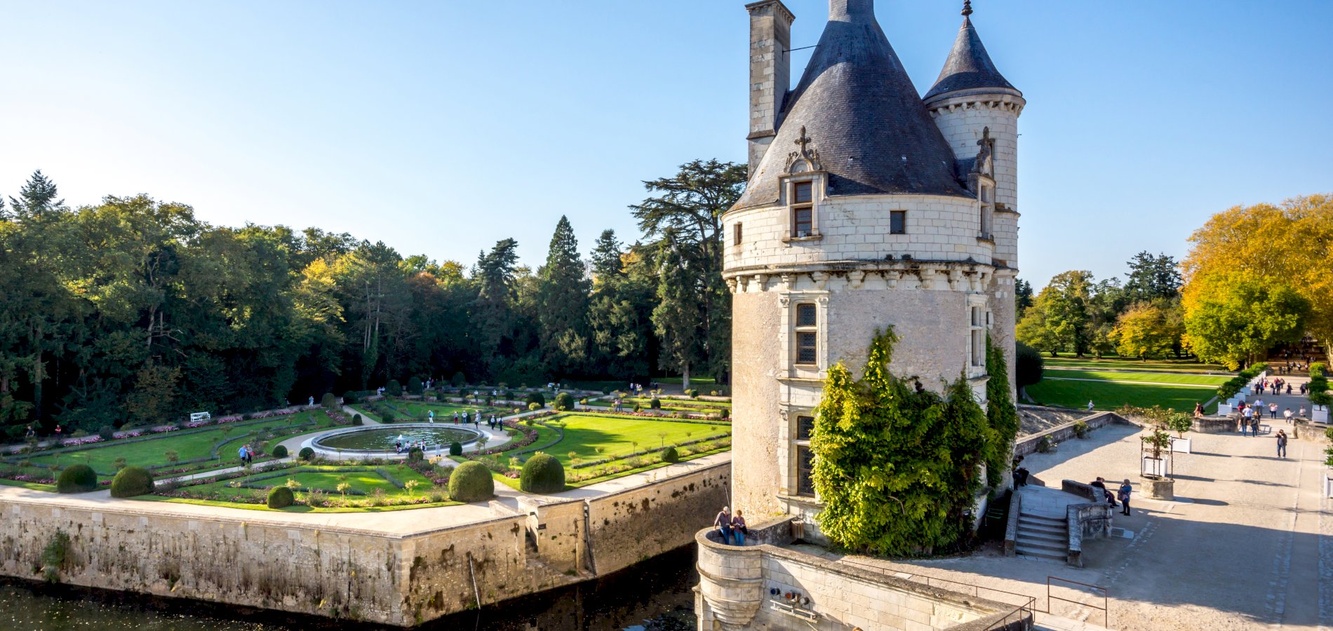 Ophorus Tours - 10 Days Private Normandy, Loire Valley & Bordeaux Travel Package - 3* Hotel