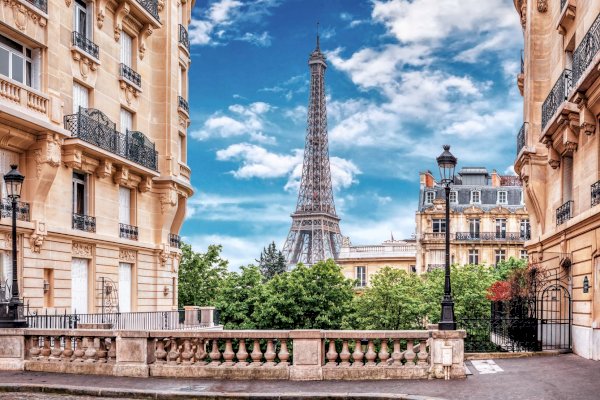 Ophorus Tours - 4 Days Private Paris Vacation Package - 5* Hotel