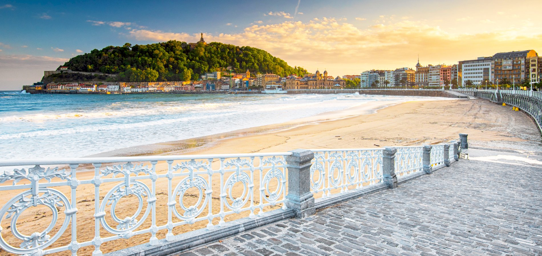 Ophorus Tours - 7 Days Private Bordeaux to San Sebastian Package - 5*