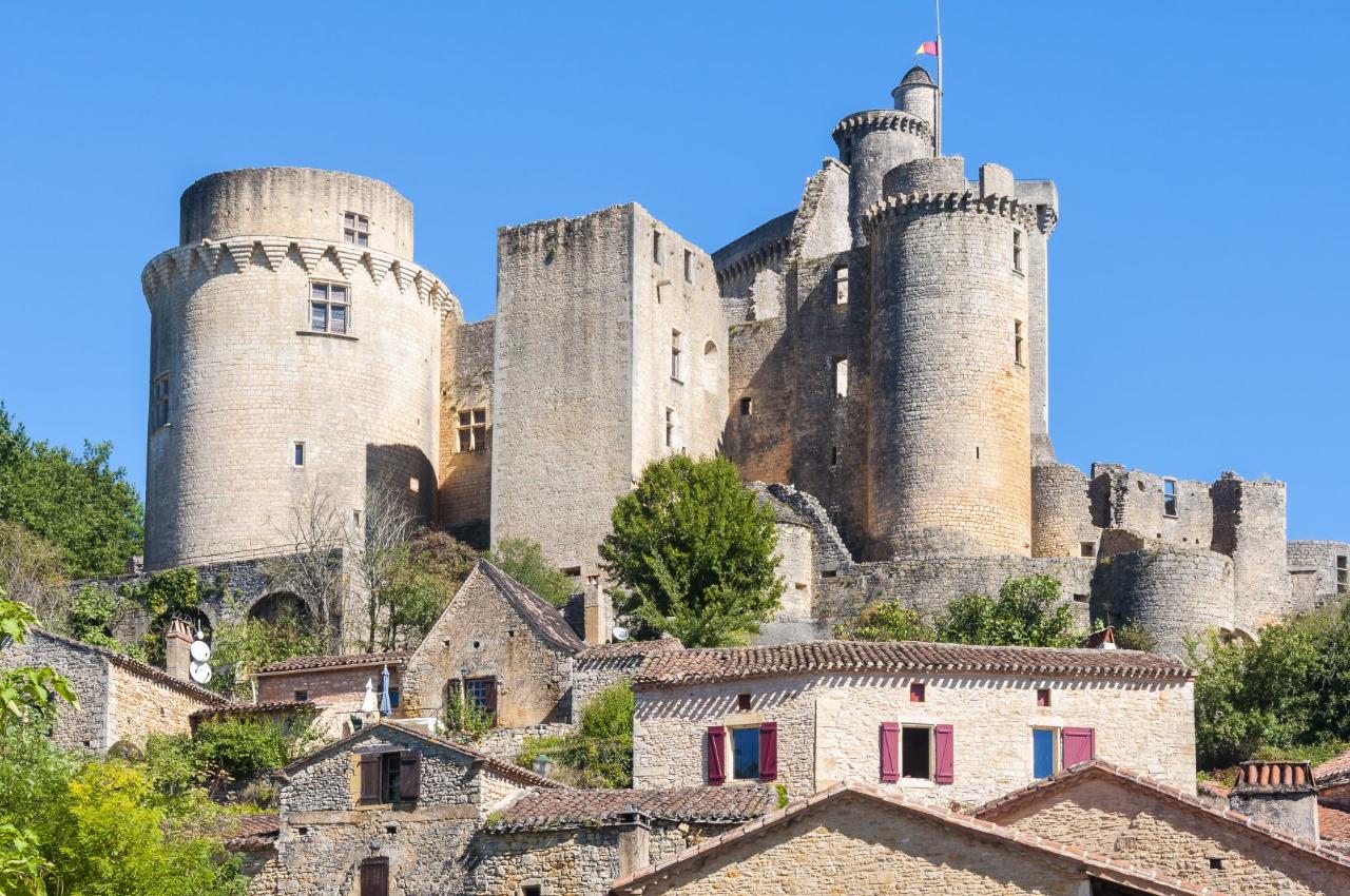 Ophorus Tours - A Private Day Trip from Sarlat to Bonaguil Castle & Malbec Wine Tour