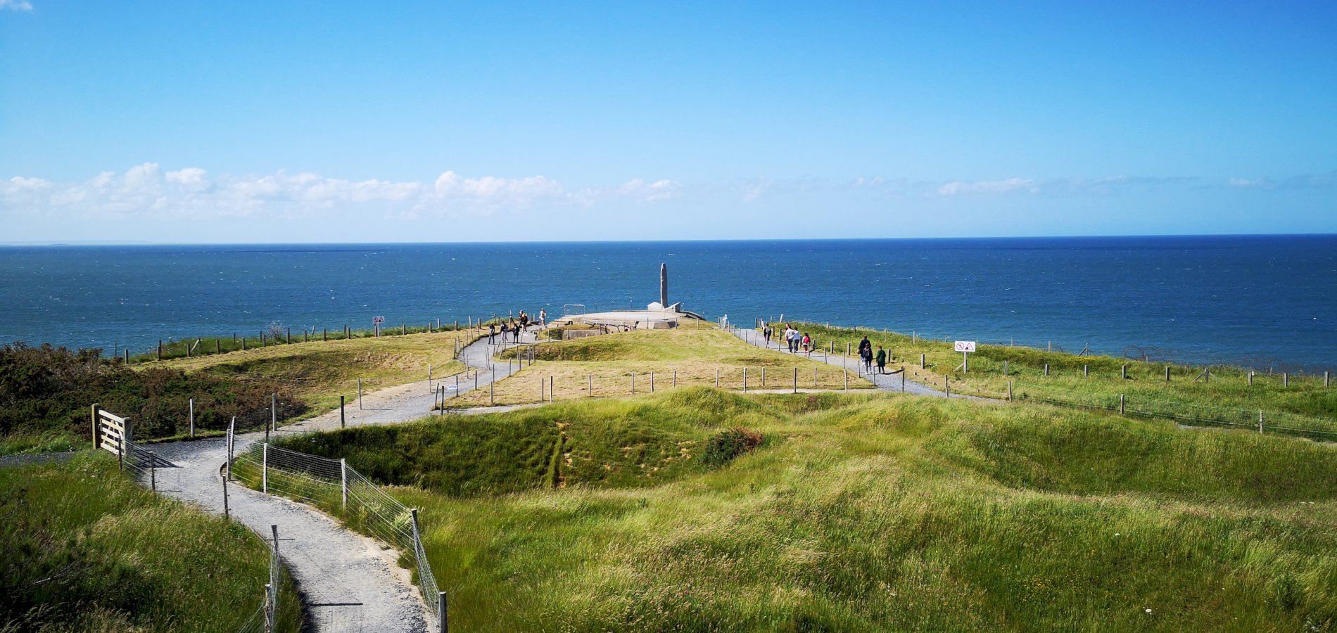 Ophorus Tours - Helicopter Tour from Paris to Normandy D-Day landing beaches