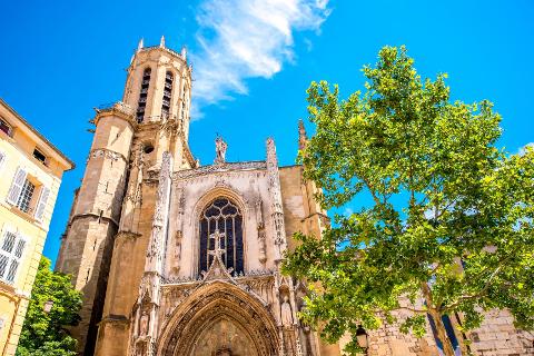 Ophorus Tours - Avignon Private Transfer to Aix-en-Provence