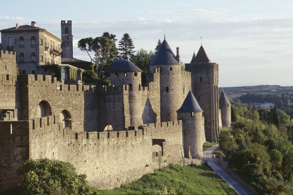 Ophorus Tours - Avignon Private Transfer to Carcassonne